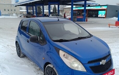 Chevrolet Spark III, 2011 год, 549 999 рублей, 3 фотография
