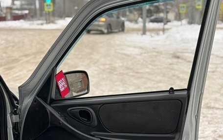 Chevrolet Niva I рестайлинг, 2015 год, 515 000 рублей, 30 фотография