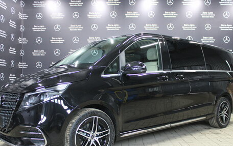 Mercedes-Benz V-Класс, 2025 год, 20 110 750 рублей, 1 фотография