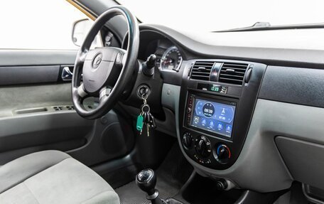 Daewoo Gentra II, 2014 год, 688 000 рублей, 28 фотография