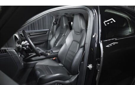 Porsche Cayenne III, 2022 год, 22 800 000 рублей, 39 фотография