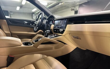 Porsche Cayenne III, 2018 год, 6 290 000 рублей, 28 фотография