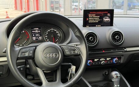 Audi A3, 2018 год, 2 220 000 рублей, 17 фотография