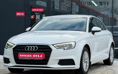 Audi A3, 2018 год, 2 220 000 рублей, 5 фотография