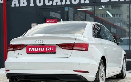 Audi A3, 2018 год, 2 220 000 рублей, 10 фотография