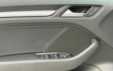 Audi A3, 2018 год, 2 220 000 рублей, 31 фотография