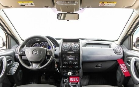 Renault Duster I рестайлинг, 2017 год, 1 348 000 рублей, 14 фотография