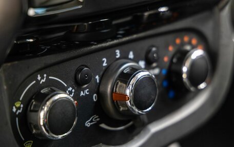 Renault Duster I рестайлинг, 2017 год, 1 348 000 рублей, 30 фотография