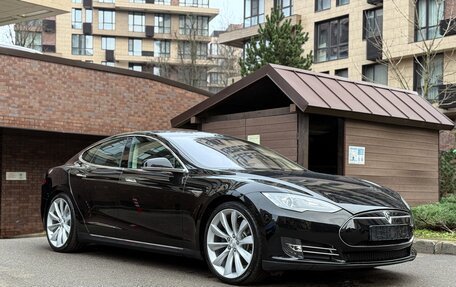 Tesla Model S I, 2014 год, 2 895 000 рублей, 3 фотография