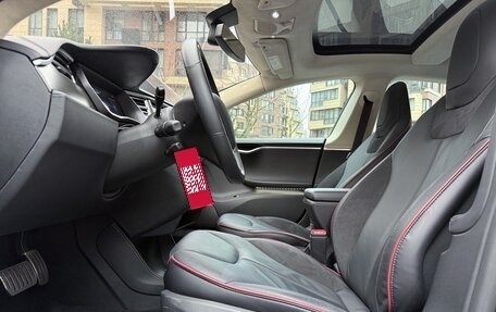 Tesla Model S I, 2014 год, 2 895 000 рублей, 17 фотография