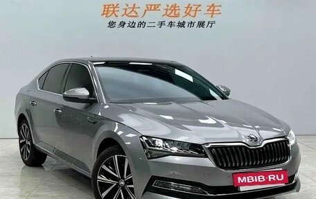Skoda Superb III рестайлинг, 2024 год, 2 578 500 рублей, 3 фотография
