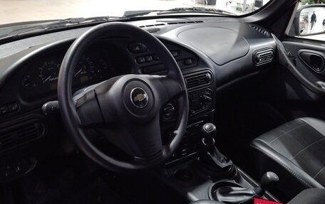 Chevrolet Niva I рестайлинг, 2018 год, 749 000 рублей, 8 фотография