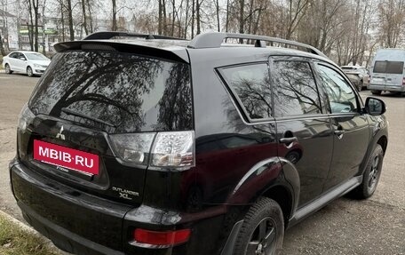 Mitsubishi Outlander III рестайлинг 3, 2011 год, 1 280 000 рублей, 3 фотография