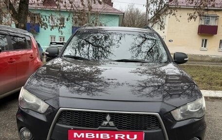 Mitsubishi Outlander III рестайлинг 3, 2011 год, 1 280 000 рублей, 5 фотография