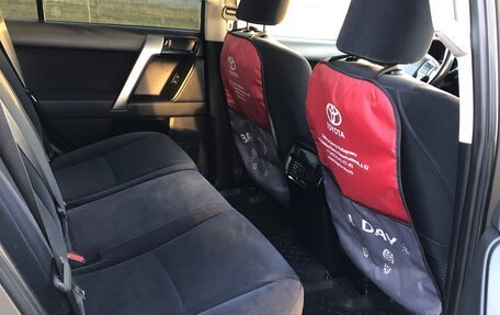 Toyota Land Cruiser Prado 150 рестайлинг 2, 2015 год, 4 150 000 рублей, 11 фотография