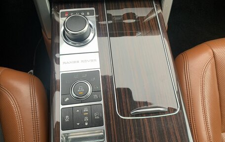 Land Rover Range Rover IV рестайлинг, 2014 год, 3 149 900 рублей, 12 фотография