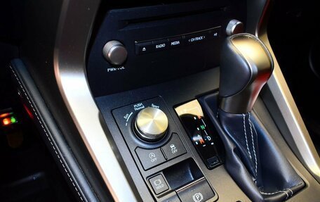 Lexus NX I, 2019 год, 3 700 000 рублей, 19 фотография