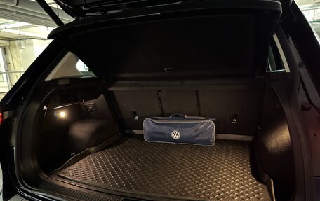 Volkswagen Tiguan II, 2018 год, 3 290 000 рублей, 10 фотография