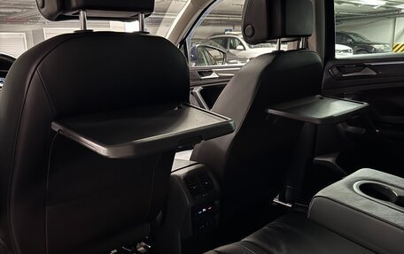 Volkswagen Tiguan II, 2018 год, 3 290 000 рублей, 7 фотография