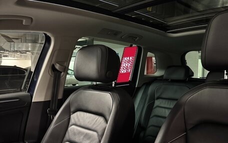 Volkswagen Tiguan II, 2018 год, 3 290 000 рублей, 8 фотография