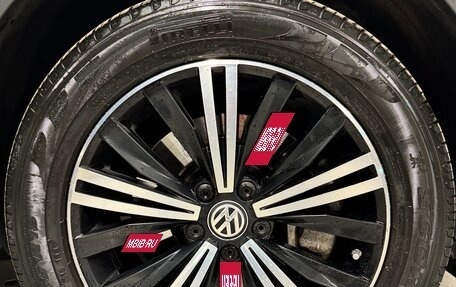 Volkswagen Tiguan II, 2018 год, 3 290 000 рублей, 4 фотография