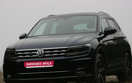 Volkswagen Tiguan II, 2018 год, 3 290 000 рублей, 40 фотография