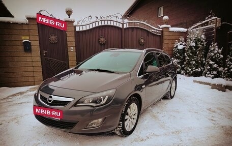Opel Astra J, 2012 год, 950 000 рублей, 3 фотография
