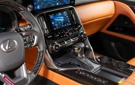 Lexus LX, 2025 год, 22 990 000 рублей, 16 фотография