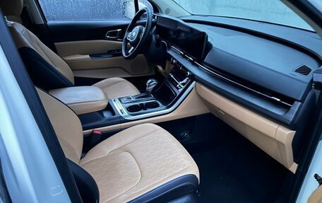 KIA Carnival, 2020 год, 2 300 000 рублей, 6 фотография