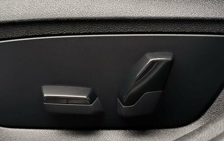 BMW 5 серия, 2018 год, 3 500 000 рублей, 20 фотография