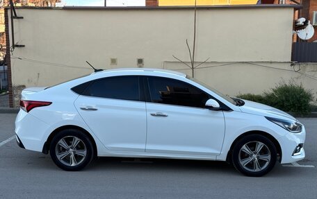 Hyundai Solaris II рестайлинг, 2017 год, 999 000 рублей, 6 фотография