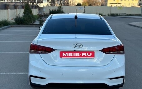 Hyundai Solaris II рестайлинг, 2017 год, 999 000 рублей, 9 фотография