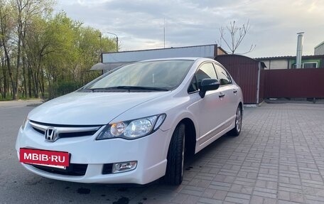 Honda Civic VIII, 2008 год, 750 000 рублей, 3 фотография