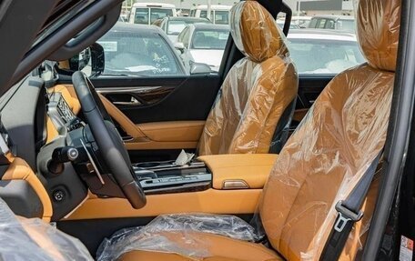 Lexus LX, 2025 год, 22 990 000 рублей, 19 фотография