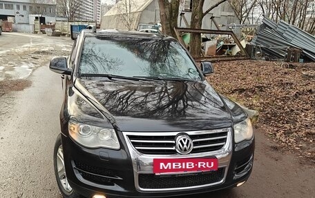 Volkswagen Touareg III, 2007 год, 1 600 000 рублей, 2 фотография