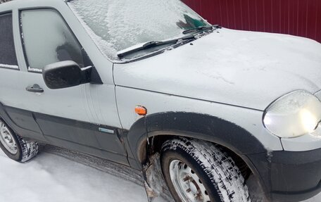 Chevrolet Niva I рестайлинг, 2010 год, 330 000 рублей, 2 фотография