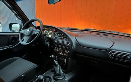 Chevrolet Niva I рестайлинг, 2018 год, 699 000 рублей, 10 фотография