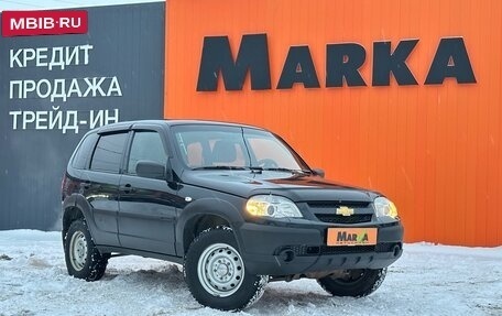 Chevrolet Niva I рестайлинг, 2018 год, 699 000 рублей, 2 фотография