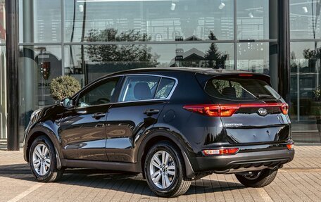 KIA Sportage IV рестайлинг, 2021 год, 2 095 000 рублей, 4 фотография