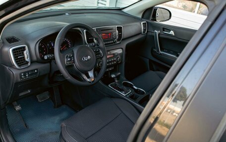 KIA Sportage IV рестайлинг, 2021 год, 2 095 000 рублей, 13 фотография