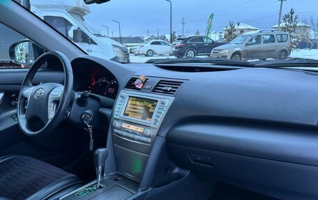 Toyota Camry, 2011 год, 1 749 000 рублей, 5 фотография