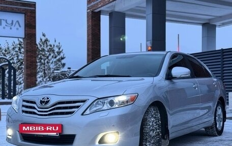 Toyota Camry, 2011 год, 1 749 000 рублей, 2 фотография