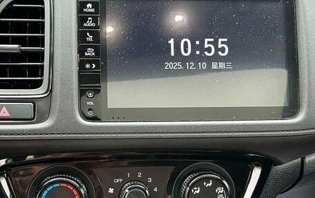 Honda Vezel, 2022 год, 1 390 000 рублей, 10 фотография