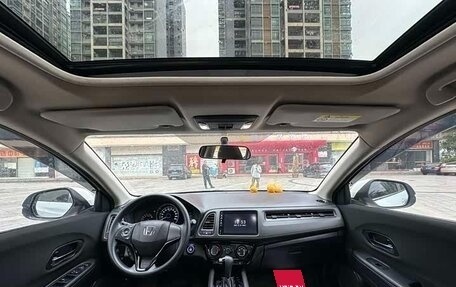 Honda Vezel, 2022 год, 1 390 000 рублей, 8 фотография