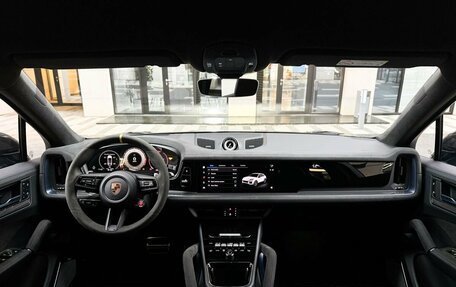 Porsche Cayenne III, 2025 год, 30 990 000 рублей, 15 фотография