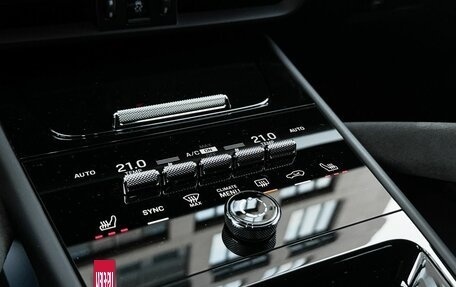 Porsche Cayenne III, 2025 год, 30 990 000 рублей, 25 фотография