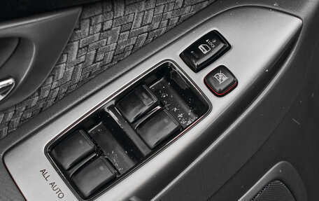 Toyota Land Cruiser Prado 120 рестайлинг, 2008 год, 1 999 000 рублей, 17 фотография