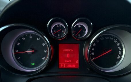 Opel Astra J, 2010 год, 820 000 рублей, 13 фотография