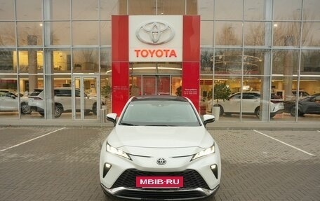 Toyota Venza, 2024 год, 4 950 000 рублей, 2 фотография