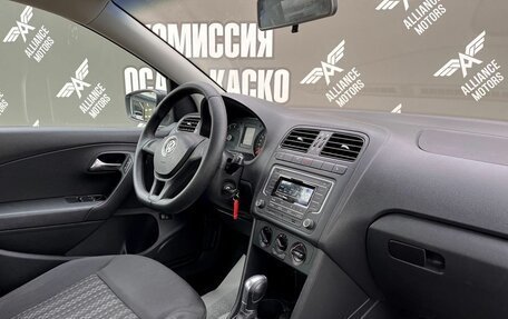 Volkswagen Polo VI (EU Market), 2019 год, 1 350 000 рублей, 23 фотография